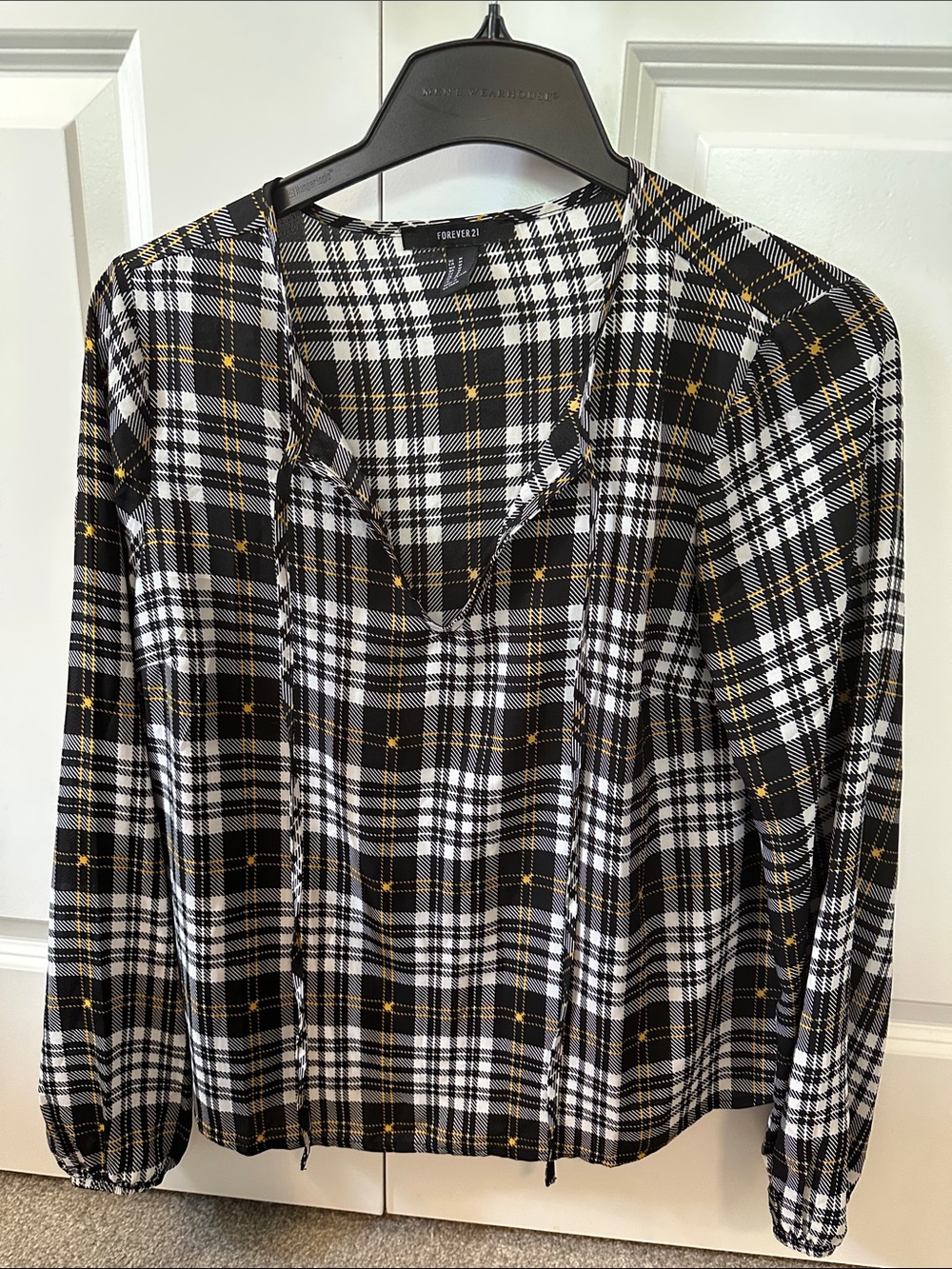 Forever 21 Black, White & Gold Plaid V-Neck Tunic Top